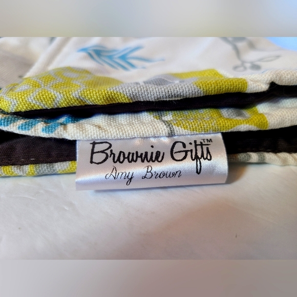 Brownie Gifts By Amy Brown Messenger Diaper Bag with Changing Pad Owls Design - Picture 14 of 14